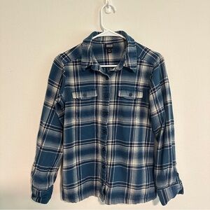 Patagonia Organic Cotton Flannel Blue Plaid Fjord Button Up Shirt Women’s Size 2